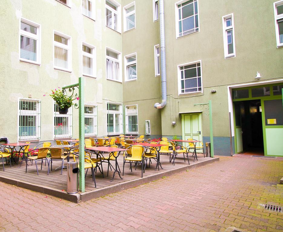 Apartments Kolo 77 เบอร์ลิน ภายนอก รูปภาพ
